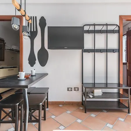 Home2book Charming Attic El Rincon De Telde, Bbq テルデ
